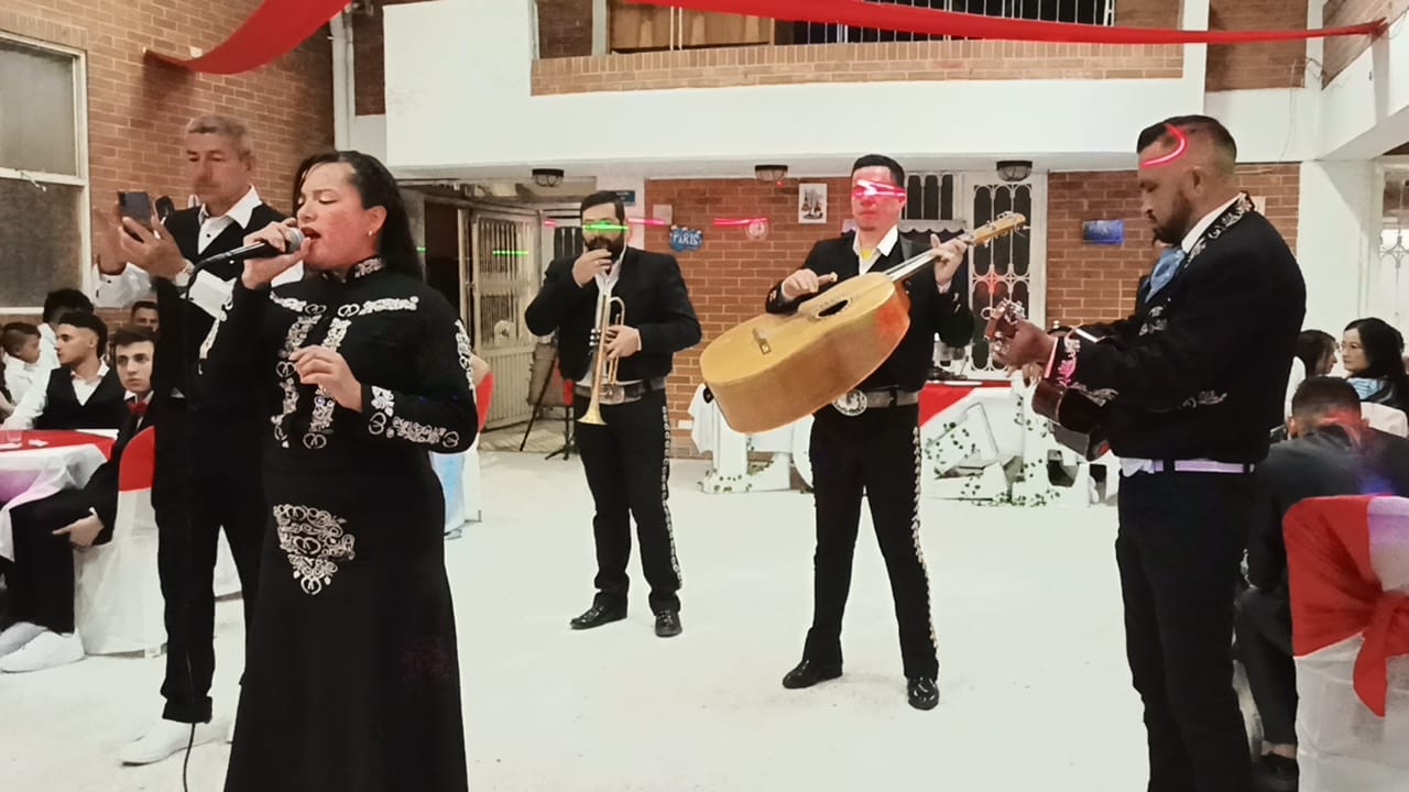 Show de Mariachi Juvenil en Bogotá con Coreografía y Voces Mixtas