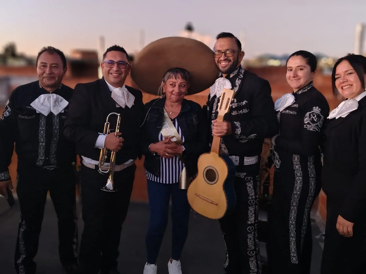 Mariachi Adolescentes Bogotá - Los mejores Mariachis en Bogotá Económicos